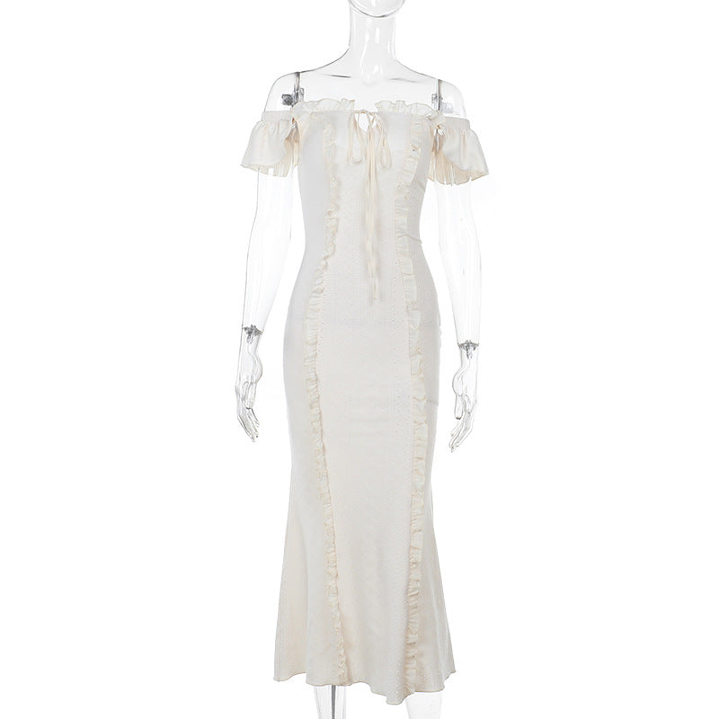 Damen schulterfreies Maxikleid mit Rüschendetails und taillierter Silhouette Echo Archiv