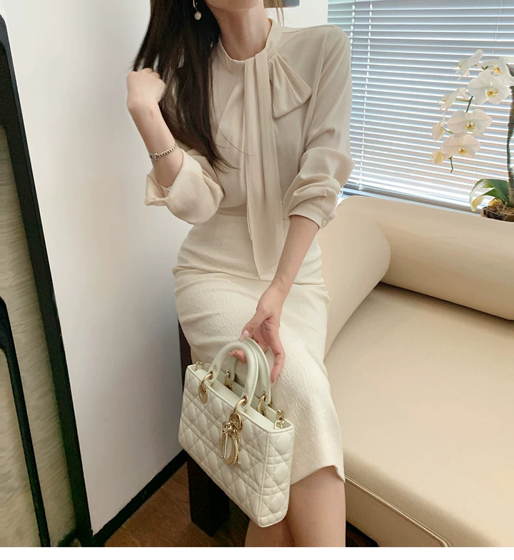 Damen Elegante und figurbetonte Bluse mit Schleifendetail Echoarchiv