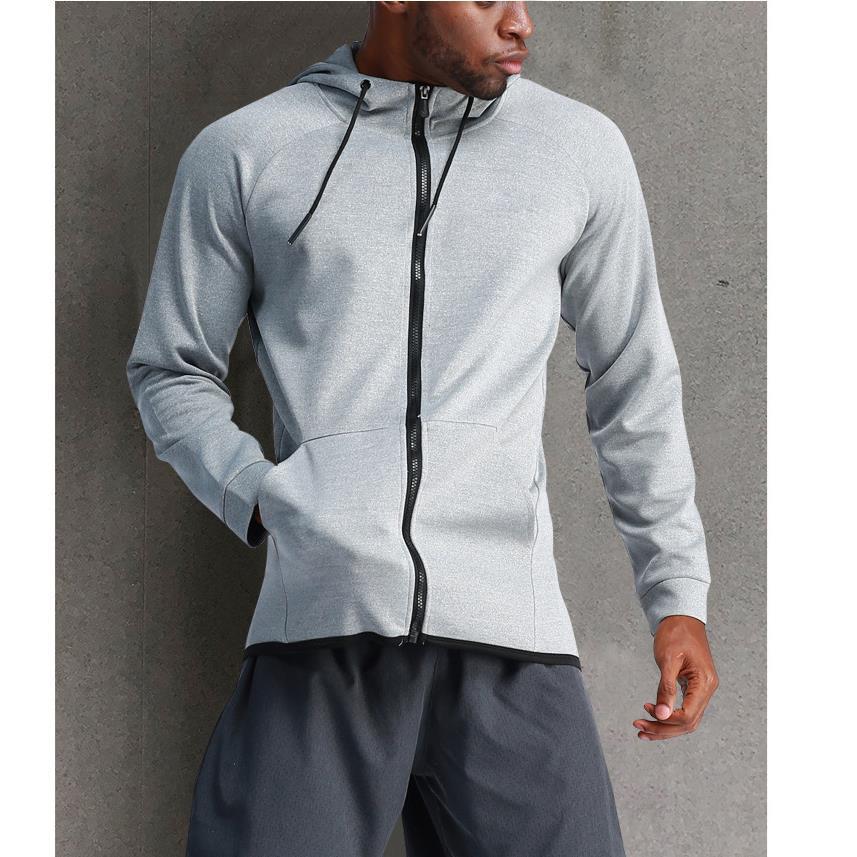 Herren Sportjacke mit Kapuze und praktischen Taschen Echoarchiv