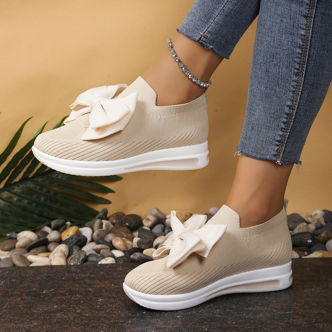 Damen Strick‑Slip‑On‑Sneaker mit großer dekorativer Schleife und atmungsaktiver Strickstruktur Echo Archiv