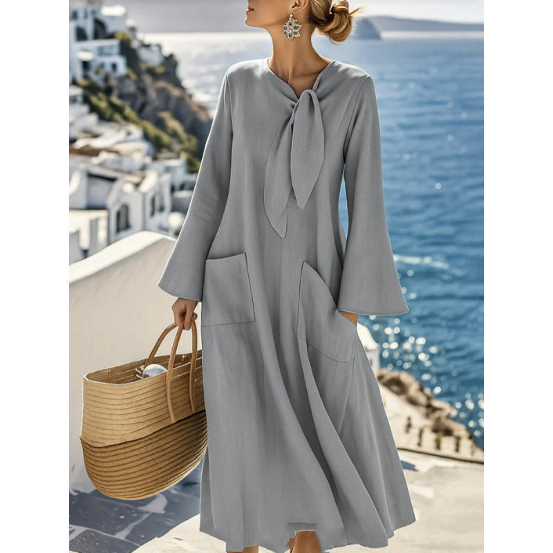 Damen Leichtes Maxikleid mit Bindeschleife, Glockenärmeln und aufgesetzten Taschen – Valéora