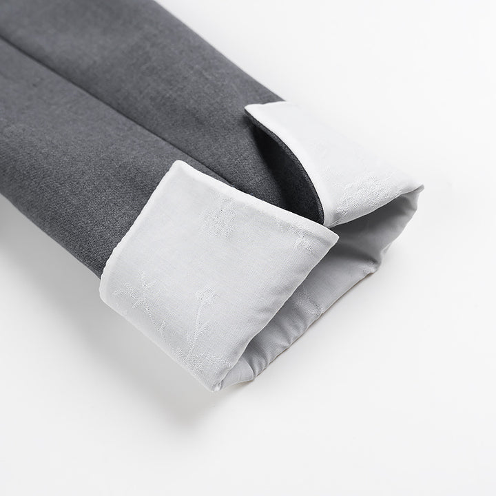Damen kurzer Boxy-Blazer mit verdeckter Knopfleiste Stehkragen und kontrastumschlagärmeln – Valéne