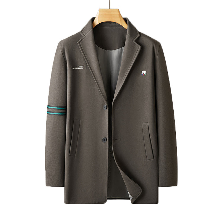 Herren Kurzer Wollmix-Mantel im Blazer-Stil mit Ärmelstreifen und minimaler Logostickerei – Tianoro