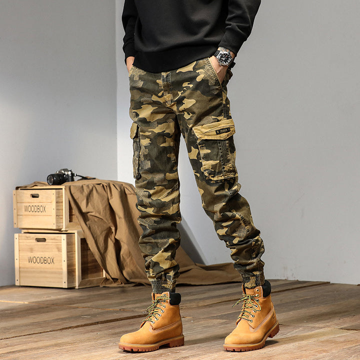 Herren Cargo-Hose mit Camouflage-Muster und praktischen Taschen Echoarchiv