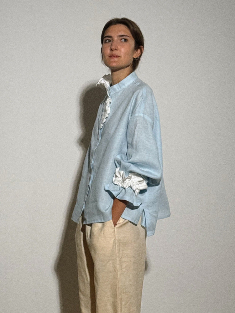 Damen Leichte Leinenbluse mit Stehkragen, oversizeder Silhouette und gerafften Manschetten Echoarchiv