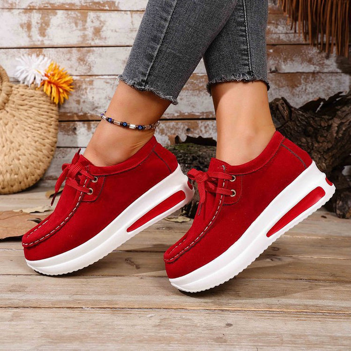 Damen Keil-Sneaker im Mokassin-Stil mit dämpfender Luftkissen-Plateausohle Echo Archiv