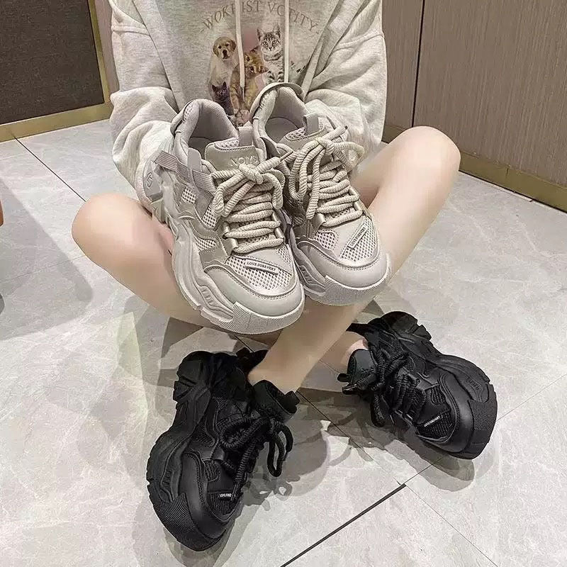Damen Trendige Chunky Sneakers mit dämpfender Sohle und atmungsaktiver Netzoberfläche Echo Archiv