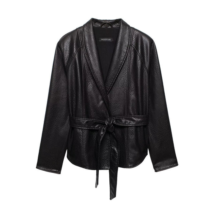 Damen Kurzjacke aus genarbtem Leder mit Schalkragen und Bindegürtel Echo Archiv