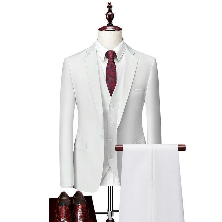 Herren Dreiteiliger Slim-Fit Businessanzug mit Weste und schmaler Silhouette Echo Archiv