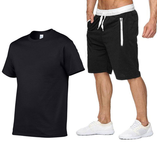 Herren sportliches T-Shirt und bequeme Shorts im lässigen Stil Echoarchiv