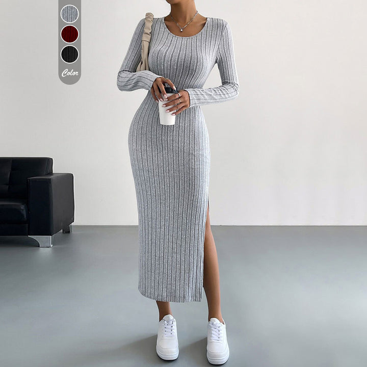 Damen figurbetontes Rippenstrick-Midikleid mit schmaler Silhouette, Rundhalsausschnitt und seitlichem Oberschenkelschlitz – Élara