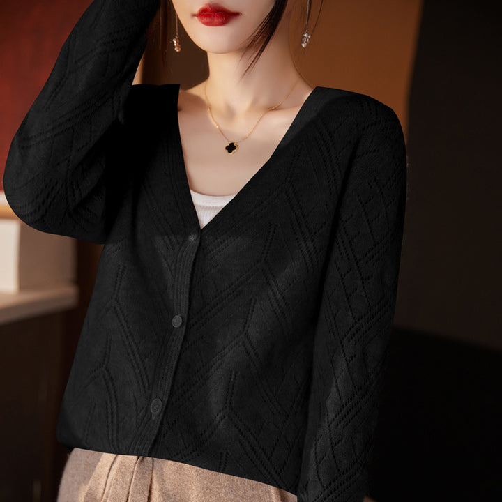Damen Leichter Ajourcardigan mit geometrischer Lochstruktur und kastiger Kurzform Echoarchiv