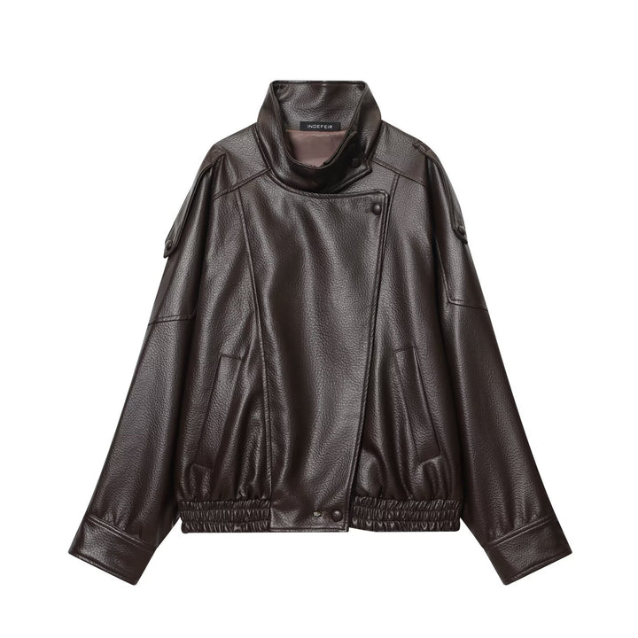 Damen Kurz geschnittene Kunstleder-Fliegerjacke mit hohem Stehkragen und Schulterriegeln Echoarchiv