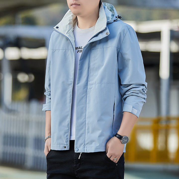 Herren leichte Windjacke mit verstellbarem Kragen und praktischen Taschen Echoarchiv