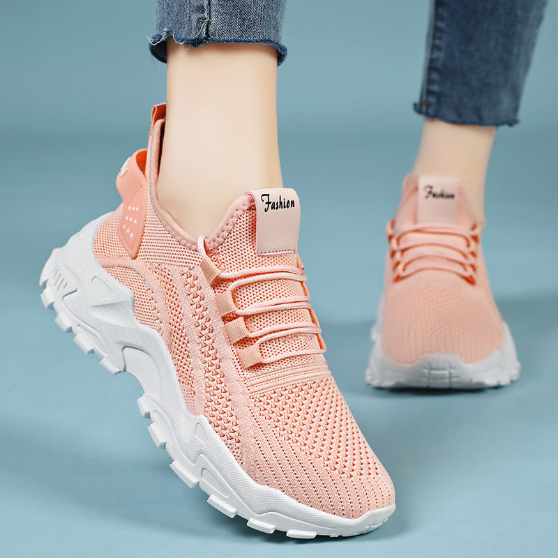 Damen Sportliche Sneaker mit atmungsaktiver Netzstruktur und dämpfender Sohle Echo Archiv