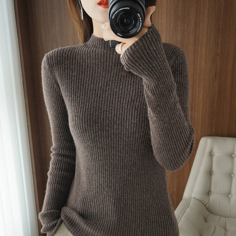 Damen Luxus-Feinstrickpullover mit schmaler Rippenstruktur und kurzem Stehkragen Echoarchiv