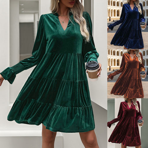 Damen Samt-Stufenkleid mit V-Ausschnitt, gerafften Manschetten und A-Linien-Schnitt – Élara