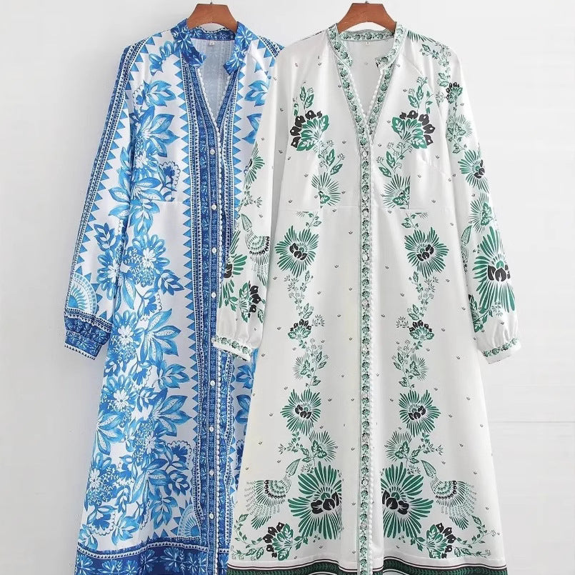 Damen 70+ langes Boho‑Maxikleid mit floralem Print, durchgehender Knopfleiste und gerafften Ärmelbündchen Echo Archiv