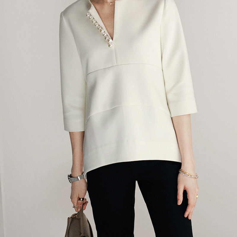 Damen Elegante und stilvolle Bluse mit Perlen-Detail Echoarchiv