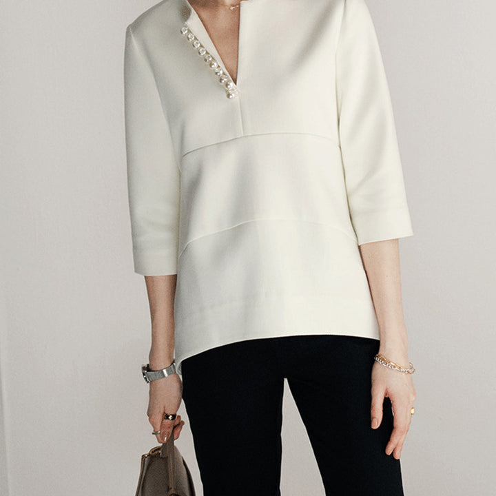 Damen Elegante und stilvolle Bluse mit Perlen-Detail Echoarchiv