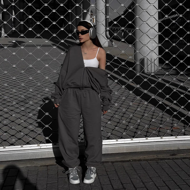 Damen Loose-Fit Freizeit-Set mit Zip-Kapuze und weitem Palazzo-Jogger – Avérine
