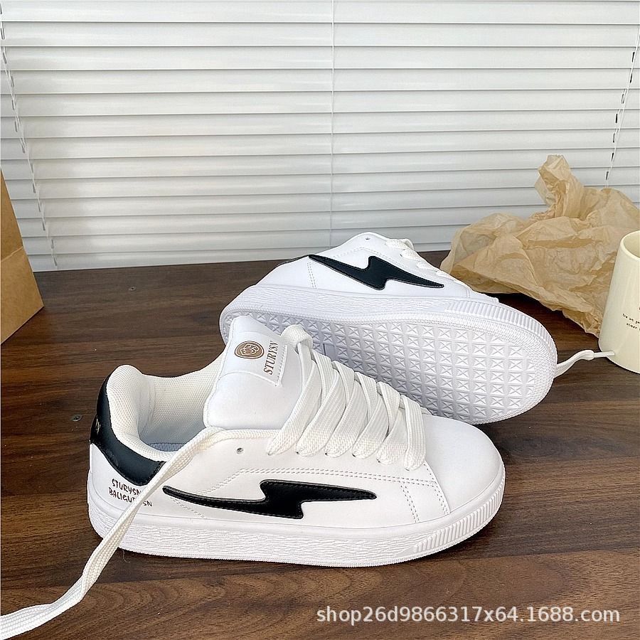 Damen Sneakers im zeitlosen Design mit hoher Komfortpolsterung Echo Archiv
