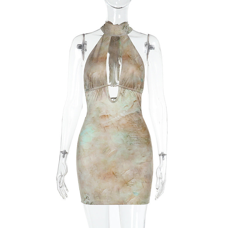 Damen Halterkleid mit tiefem V-Ausschnitt und transparenten Details Echo Archiv
