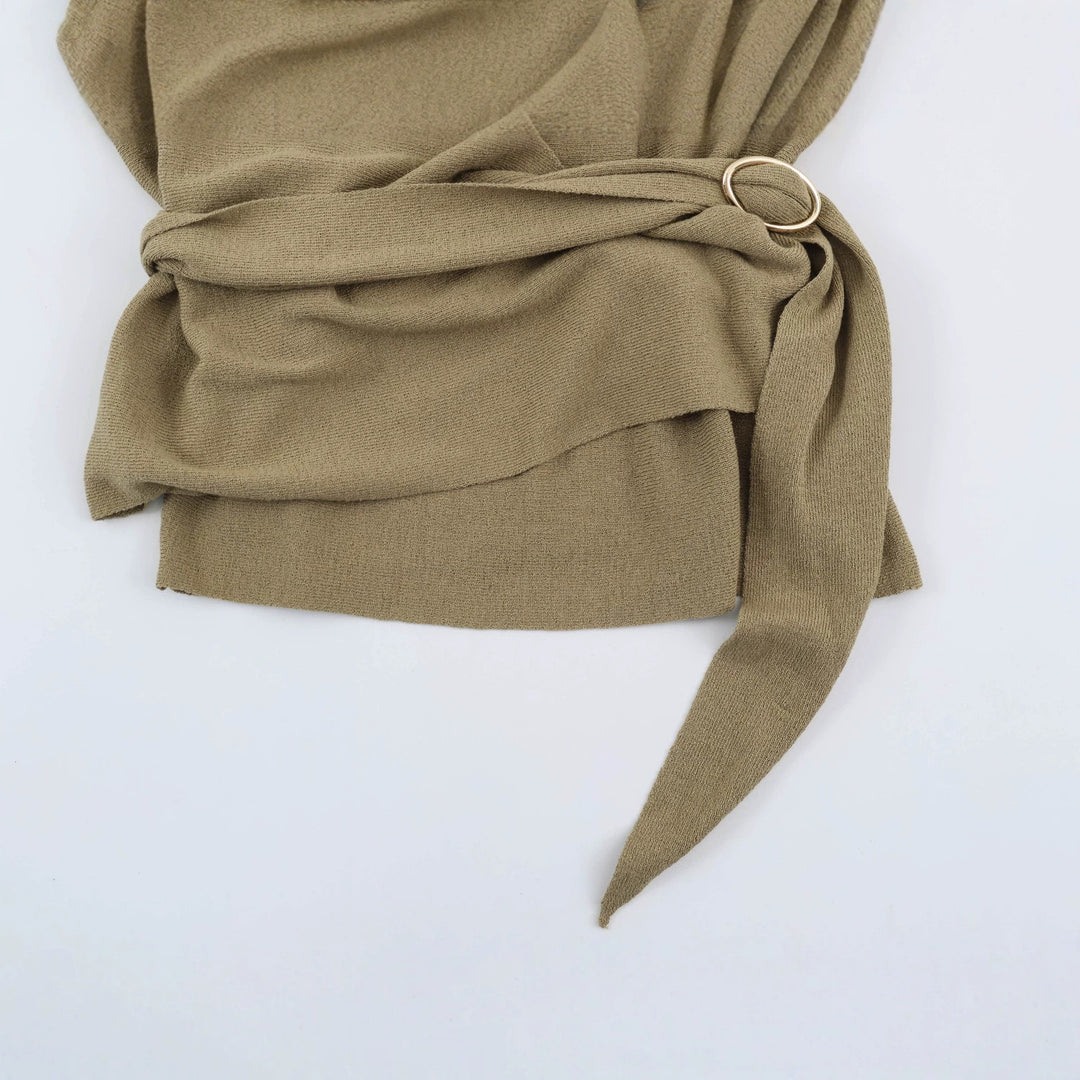 Damen Wickel-Strickpullover mit Gürtelring und tiefem V-Ausschnitt Echoarchiv