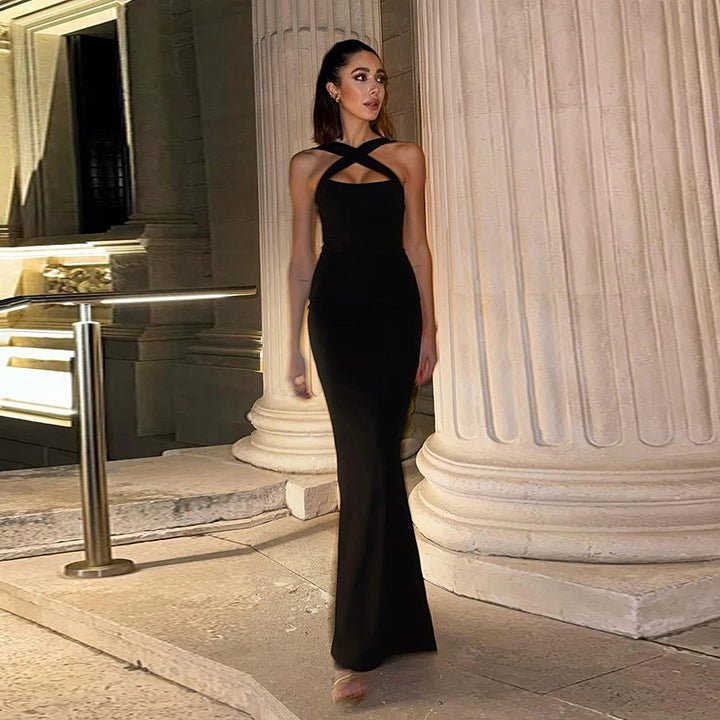 Damen Langärmliges Kleid mit asymmetrischem Schnitt und raffinierten Details Echo Archiv