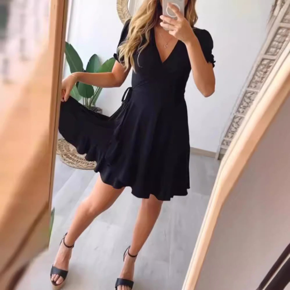 Damen nan leichtes Wickelkleid mit V-Ausschnitt, Kurzärmeln, Taillenband und Volantrock Echo Archiv