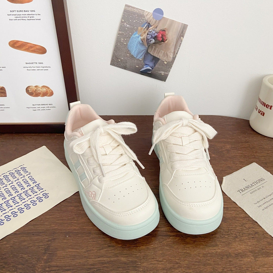 Damen Modische Sneaker mit verspielten Akzenten und rutschfester Sohle Echo Archiv