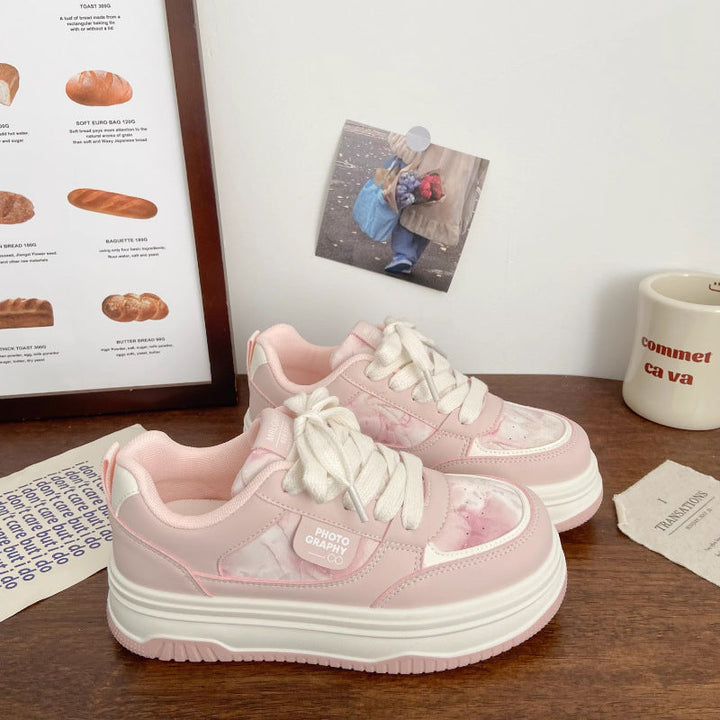Damen Trendige Plateau-Sneaker mit komfortabler Dämpfung und modischer Silhouette Echo Archiv