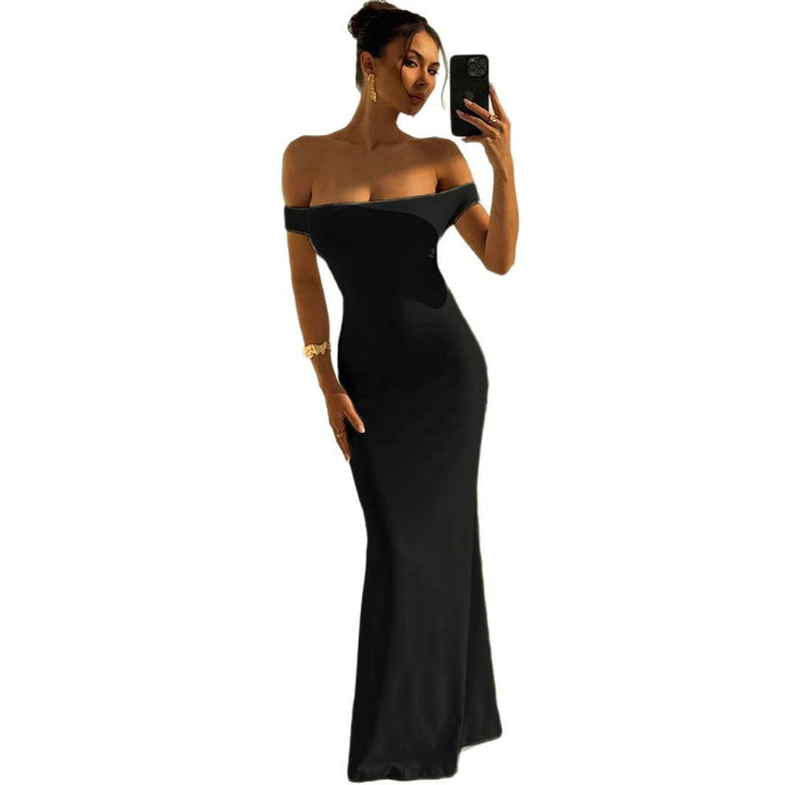 Damen Elegantes Off-Shoulder Maxikleid mit figurbetontem Schnitt Echo Archiv