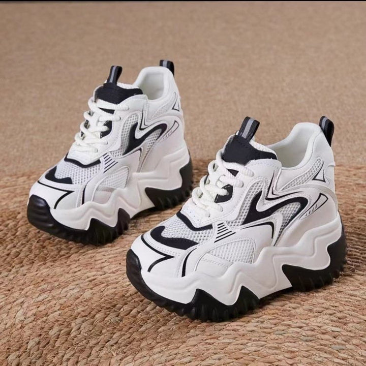 Damen Chunky Sneakers mit luftiger Mesh-Oberfläche und dämpfendem Komfort Echo Archiv