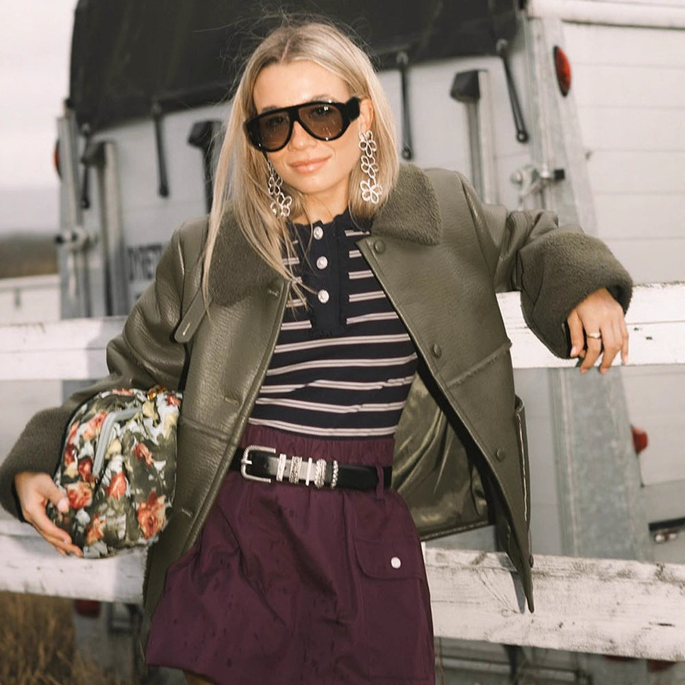 Damen Kurze Fliegerjacke im Aviator‑Stil mit Teddybesatz und kastiger Silhouette Echoarchiv
