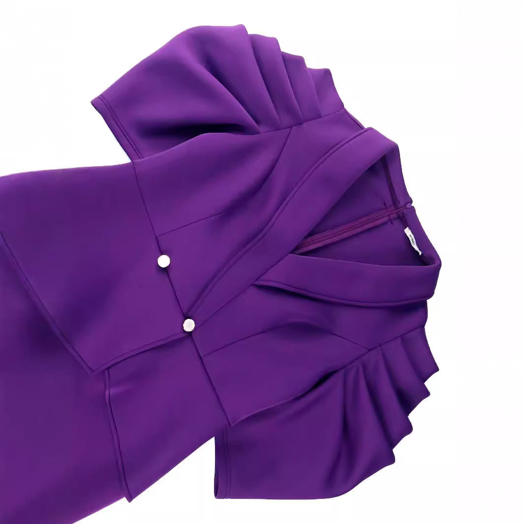 Damen Elegantes Etui-Kleid mit voluminösen Puffärmeln Echo Archiv