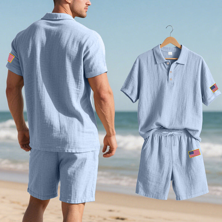 Herren Poloshirt mit Shorts im lässigen Strandlook Echoarchiv