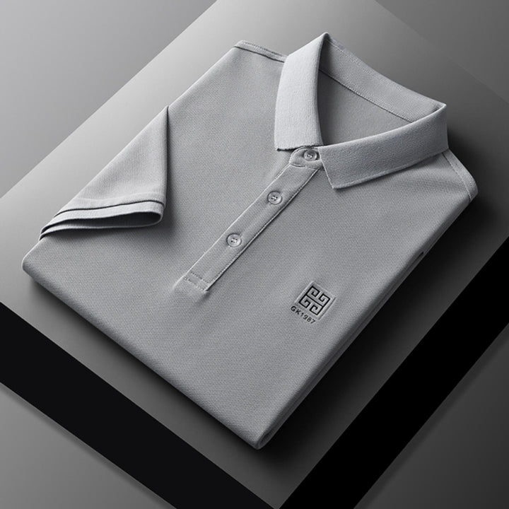 Herren klassisches Poloshirt mit feiner Piqué-Struktur und eleganten Details Echoarchiv
