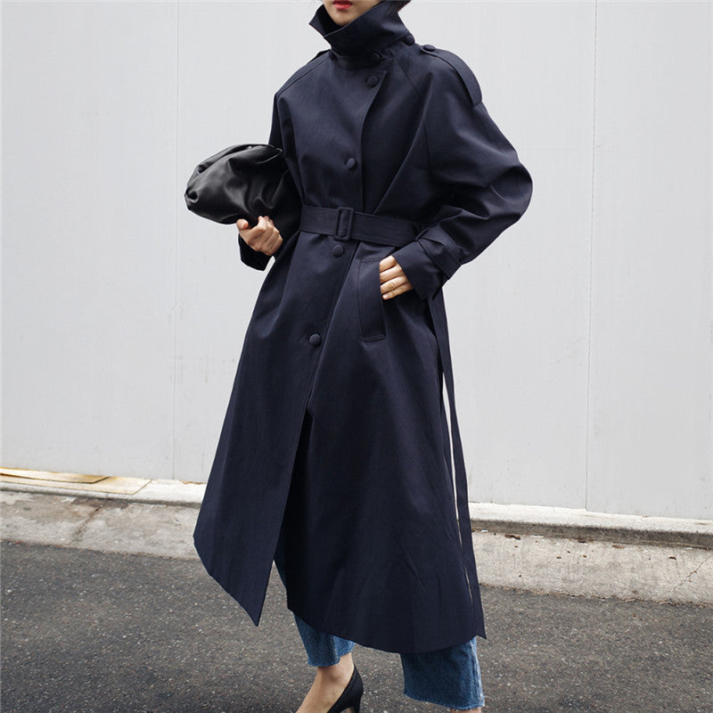 Damen Langgeschnittener Trenchcoat mit Taillengürtel und Stehkragen Echoarchiv
