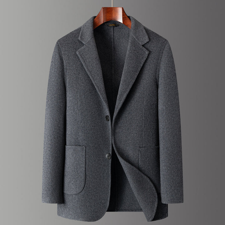 Herren eleganter Wollblazer mit klassischem Schnitt und tiefen Taschen Echoarchiv