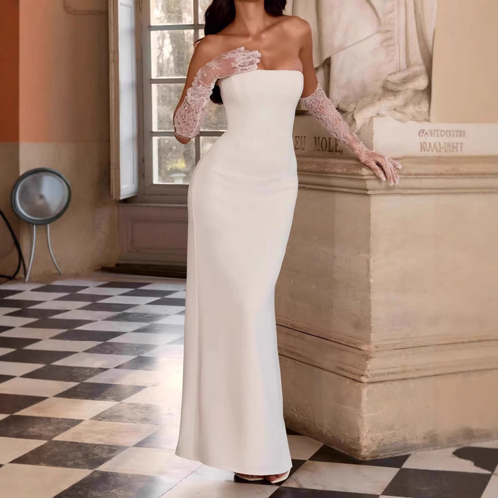 Damen Elegantes Hochzeitskleid mit schulterfreiem Design und Spitzenärmeln Echo Archiv