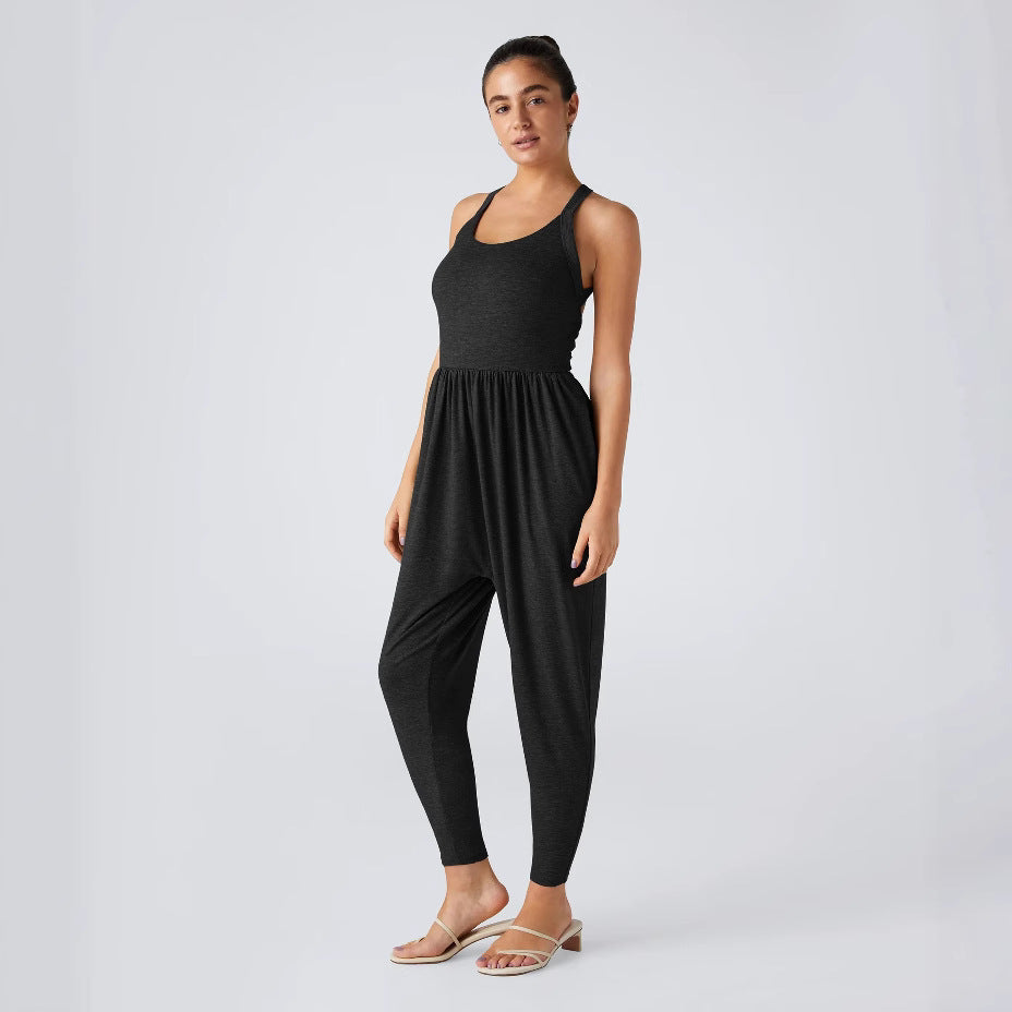 Damen nan lässiger Jersey-Overall mit Racerback, smockierter Taille und seitlichen Eingrifftaschen Echo Archiv