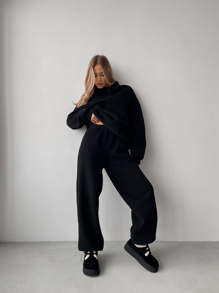 Damen Polo-Sweatshirt und Relax-Fit Jogginghose Set aus French Terry – Auréline