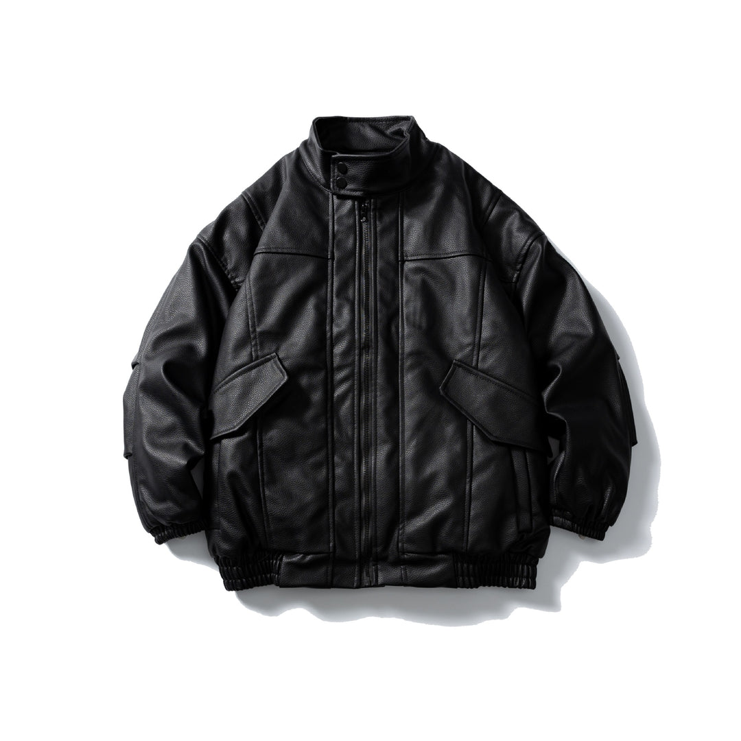 Herren Leder-Blouson im Aviator‑Stil mit hohem Drehkragen, Pattentaschen und elastischem Saum Echoarchiv