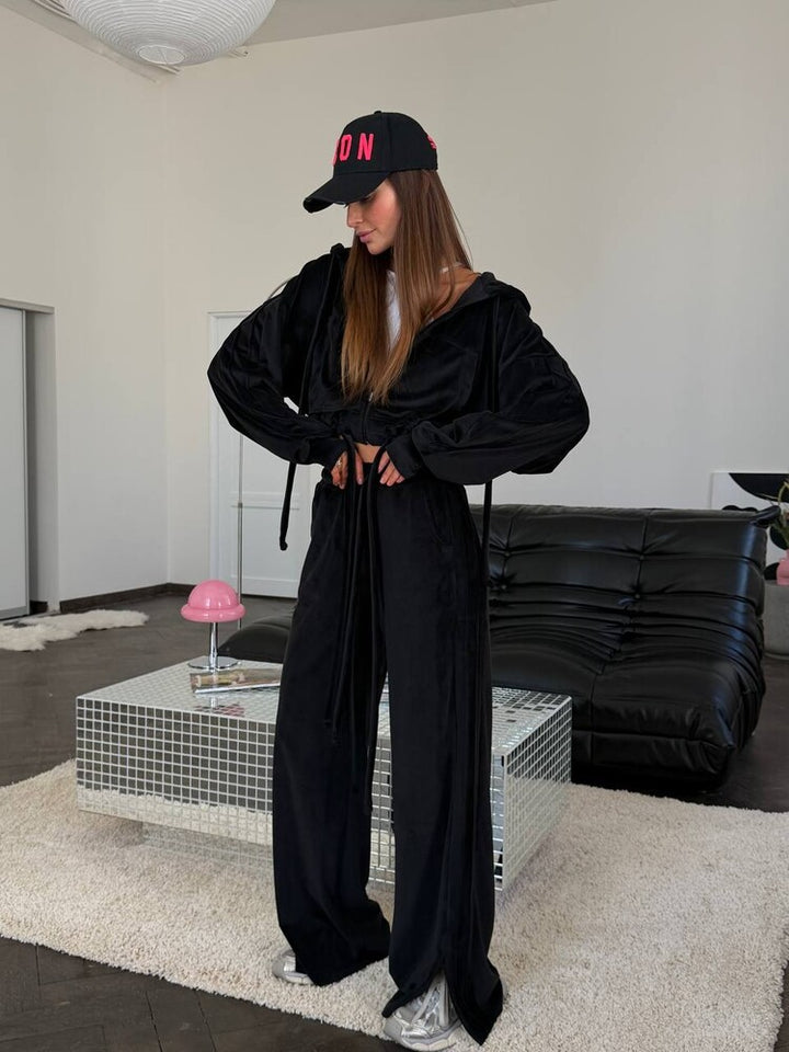 Damen Cropped Kapuzenjacke mit Kordelzug und weitem Split-Hose Lounge-Set – Auréline