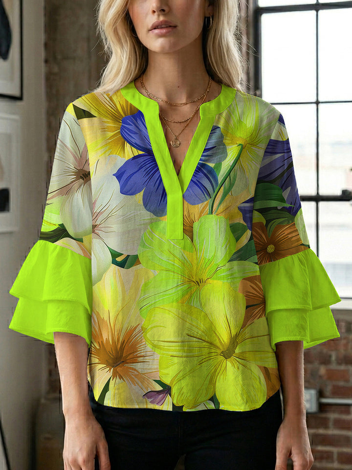 Damen Bluse mit voluminösen Rüschenärmeln und floralem Muster Echo Archiv