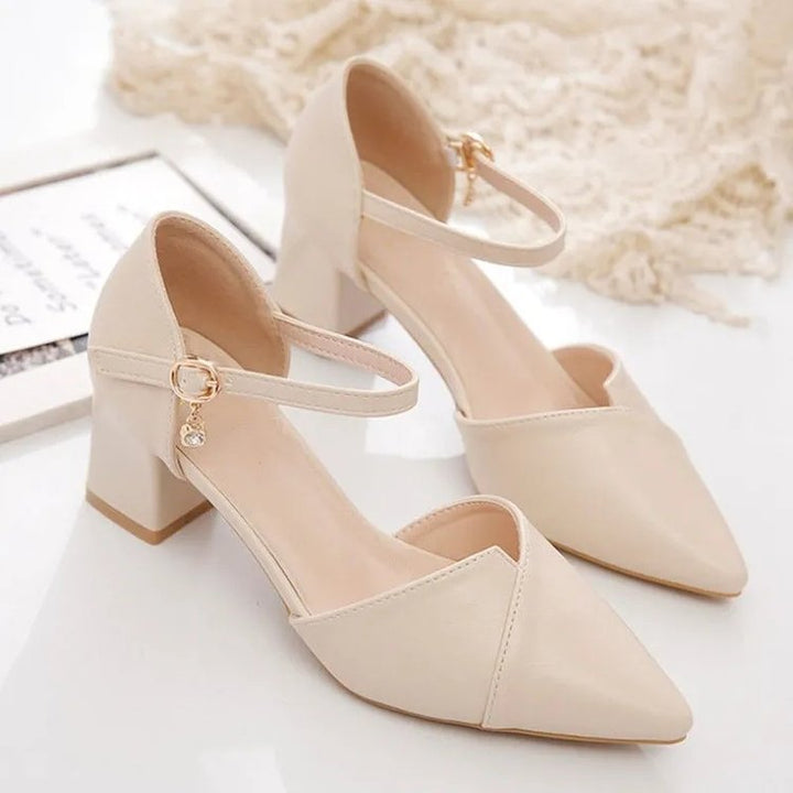 Damen elegante Halbschuhe mit modischer Schnallenverzierung und stabilen Blockabsatz Echoarchiv