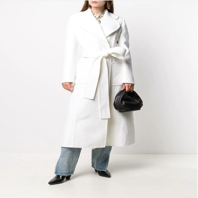 Damen Bodenlanger Wickelmantel aus Woll‑Kaschmirmix mit breitem Schalkragen und großen Pattentaschen Echoarchiv