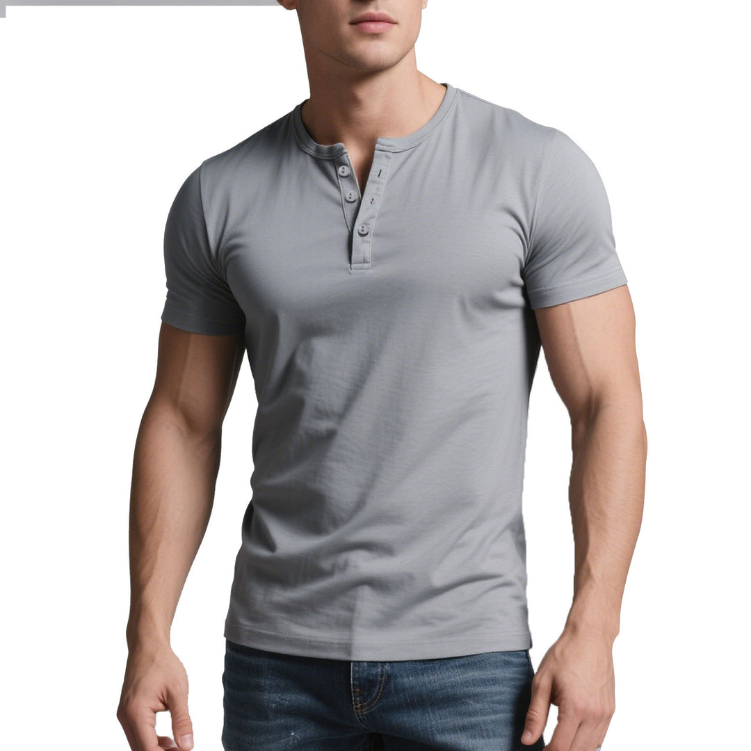 Herren nan kurzes Henley-Shirt mit dezenter Knopfleiste und figurbetontem Schnitt Echo Archiv