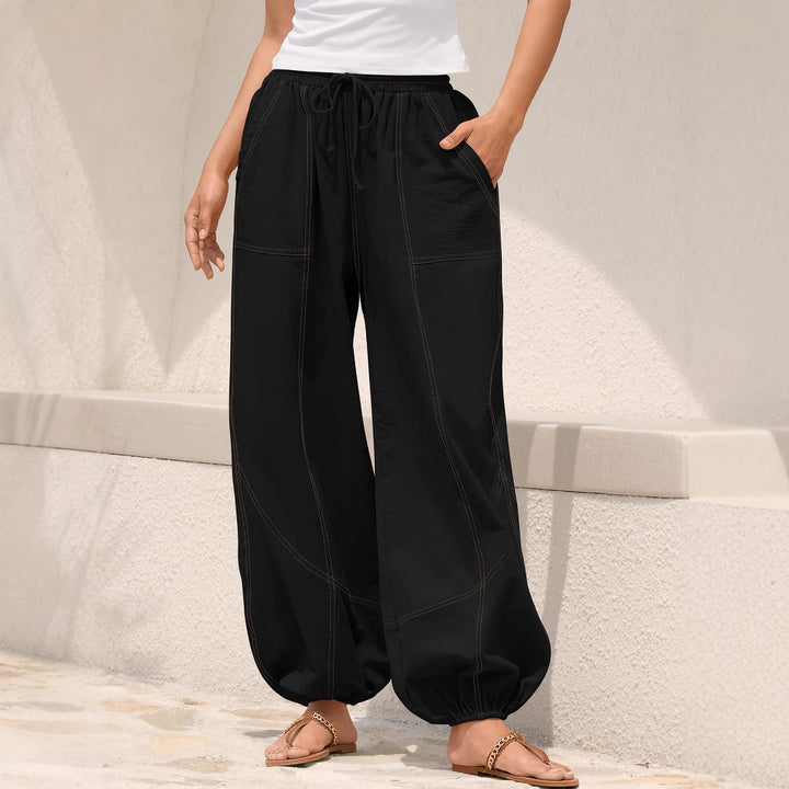 Damen Weite Haremhose mit Kordelzug, aufgesetzten Taschen und elastischem Knöchelabschluss – Avérine